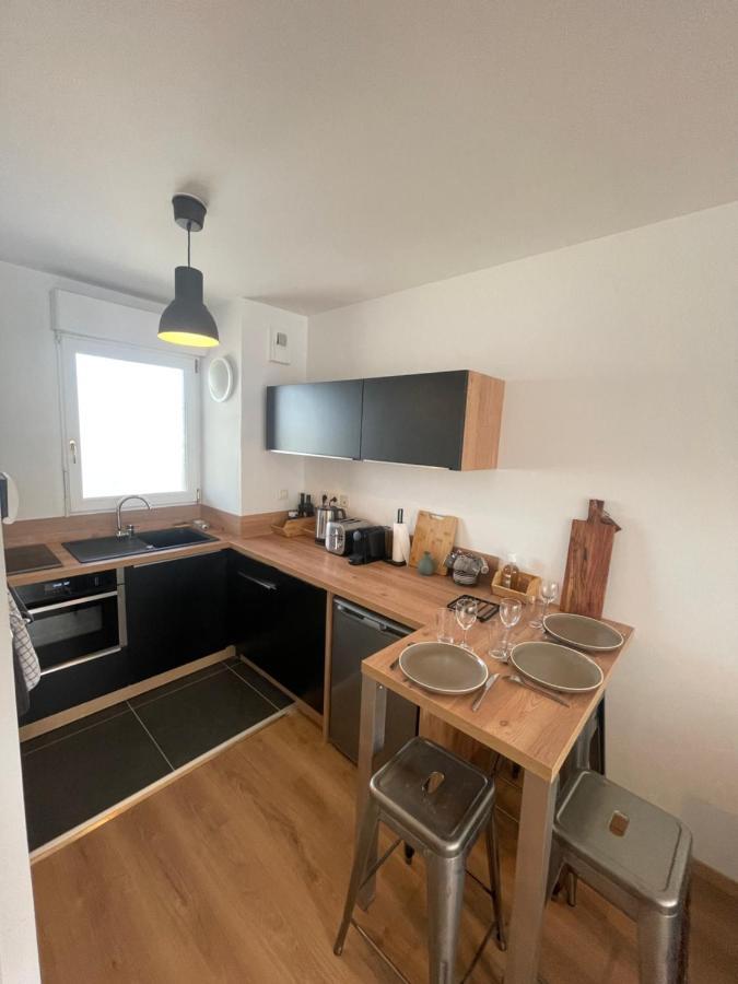 Alp Chartres - Grand Studio Avec Terrasse Et Parking Eksteriør billede