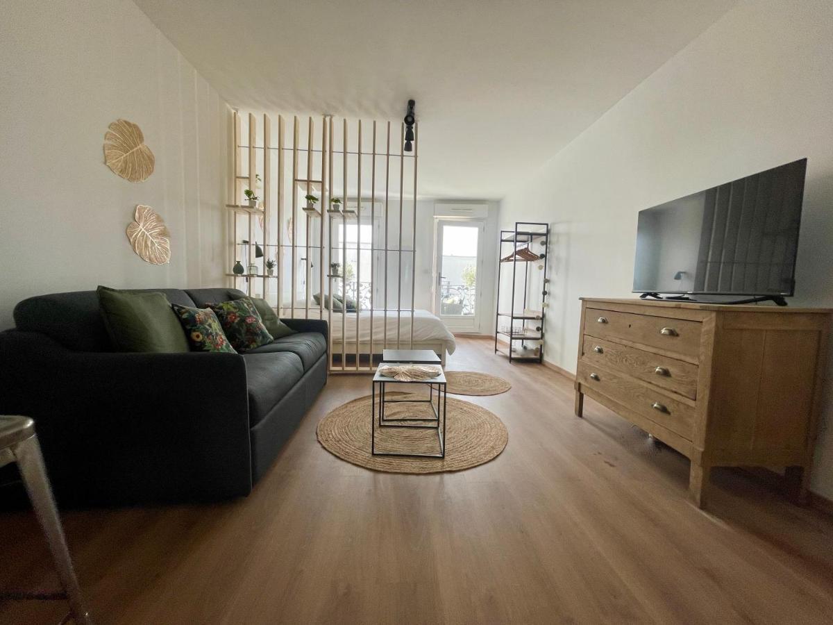 Alp Chartres - Grand Studio Avec Terrasse Et Parking Eksteriør billede